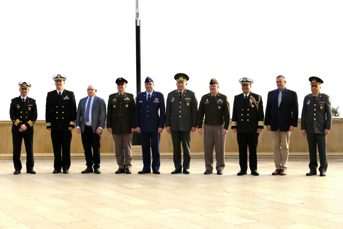 ABŞ səfirliyi: General Makkininin səfəri Azərbaycanla müdafiə əməkdaşlığını möhkəmləndirdi