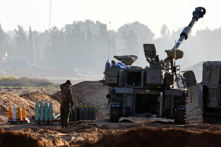 Israel continues to attack Hezbollah's facilities