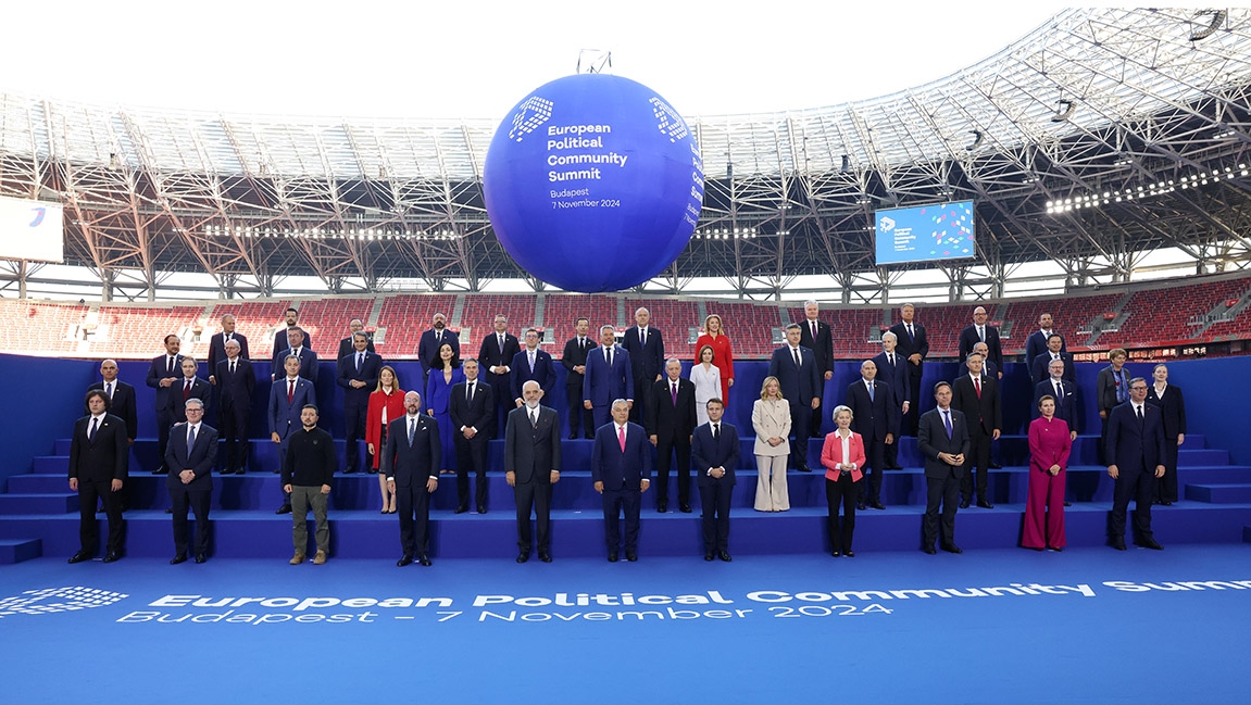 Avropa liderləri Bakı və İrəvanda toplaşacaq