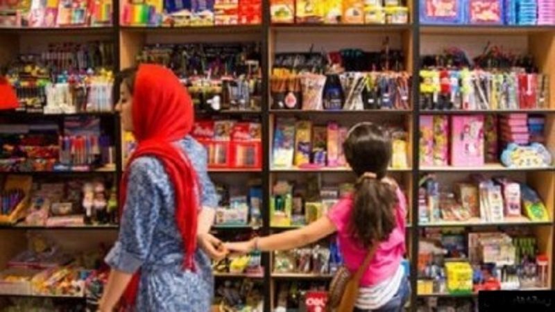 İranda məktəb ləvazimatı yenidən bahalaşdı