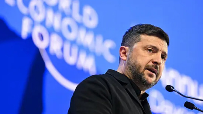 زلنسکی در داووس: بقای رژیم ایران پیام «با کشتار می‌توان ماند» را به دیکتاتورها می‌دهد