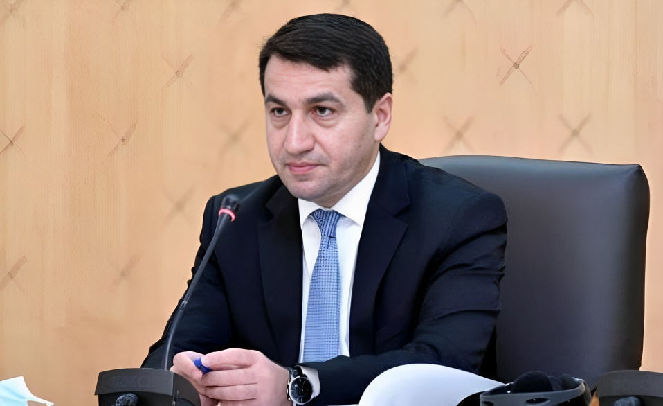 Hikmət Hacıyev Bakıda Lavrovun müavini ilə regional və beynəlxalq məsələləri müzakirə edib