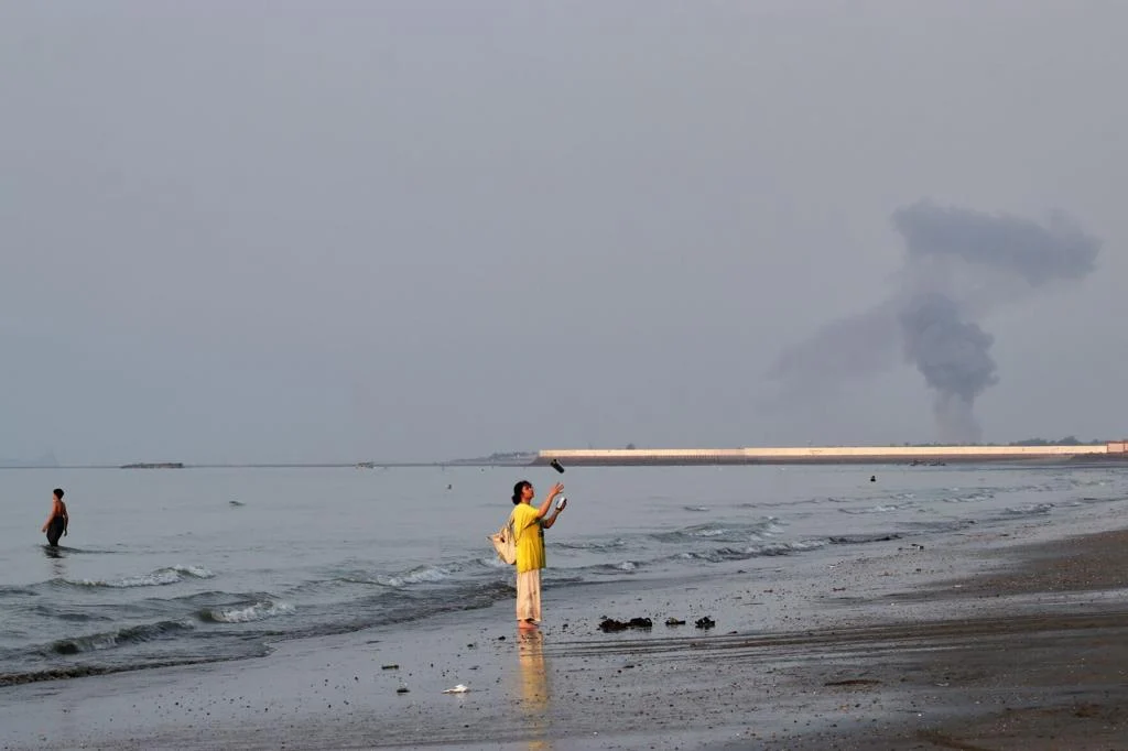 Iran Says It Will Not Retreat Over Strait of Hormuz