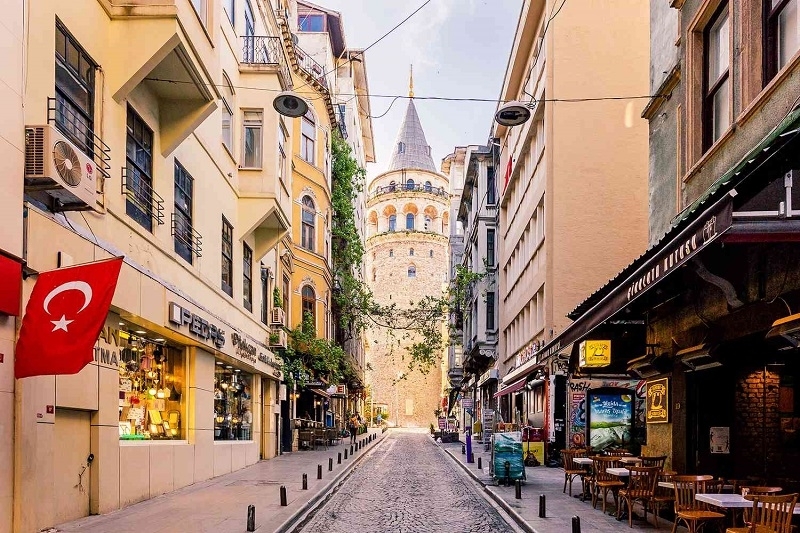 The number of Iranian tourists visiting Istanbul was announced