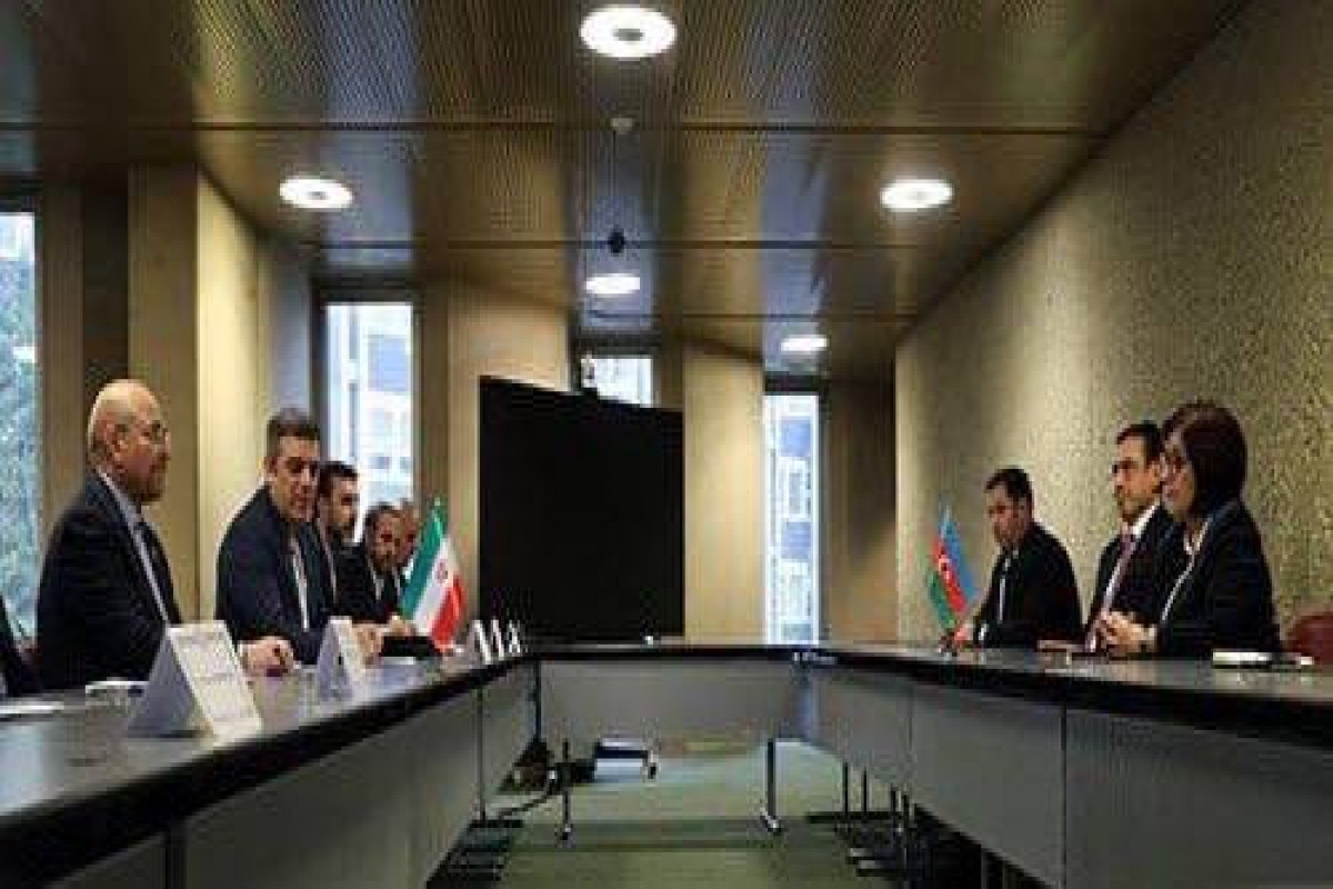 Azərbaycan və İran parlamentlərinin sədrləri görüşüb