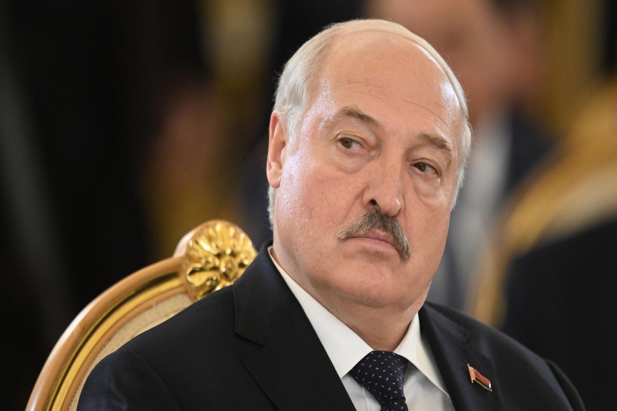 Lukaşenko: Belarus ətrafında vəziyyət heç vaxt belə mürəkkəb olmayıb