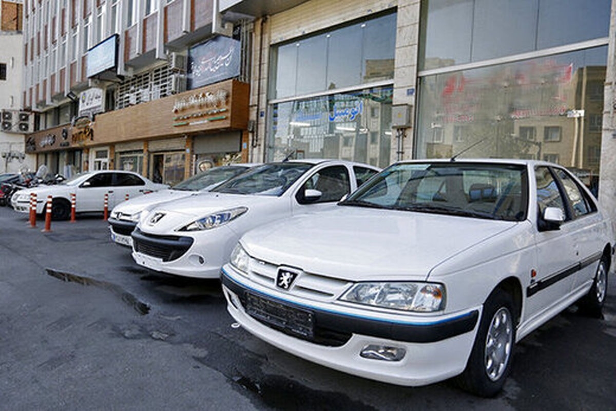 “Ölüm arabası”, “kağızdan avtomobil”-Sosial mediada İran maşınlarını ələ saldılar-VİDEO
