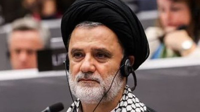 یک نماینده مجلس کشورهای همسایه را با «نابودی، آوارگی و پناهندگی» تهدید کرد