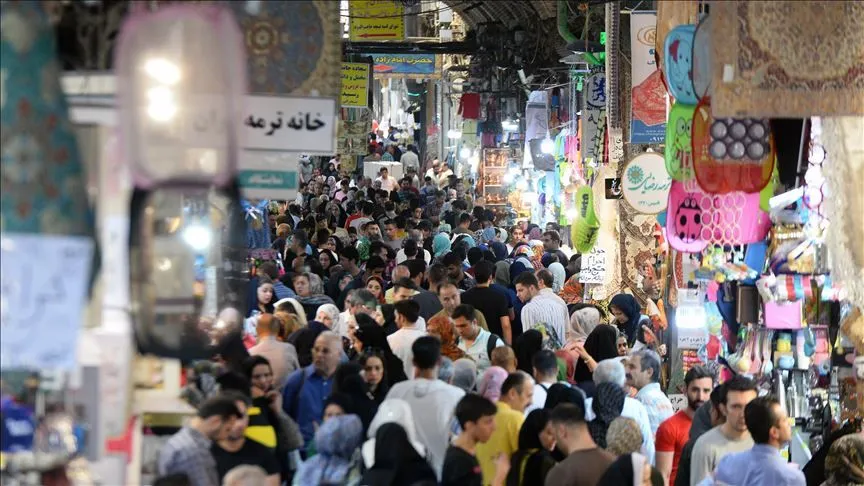 گزارش رویترز از تشدید بحران معیشت در ایران؛ افزایش نگرانی حکومت از موج تازه اعتراضات سراسری