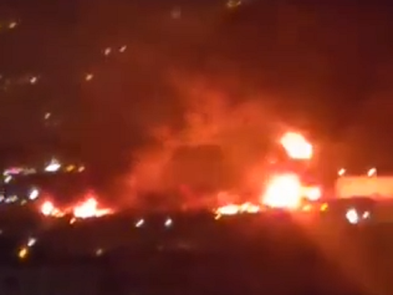 Tehranın Meharabad hava limanı bombalandı