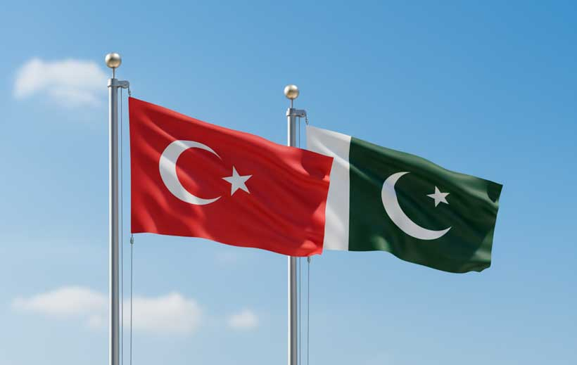 Reuters: Türkiyə və Pakistan ABŞ-İran danışıqlarını və vasitəçilik səylərini müzakirə edib
