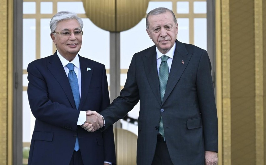 Tokayevlə Ərdoğan strateji tərəfdaşlığın genişləndirilməsini müzakirə ediblər