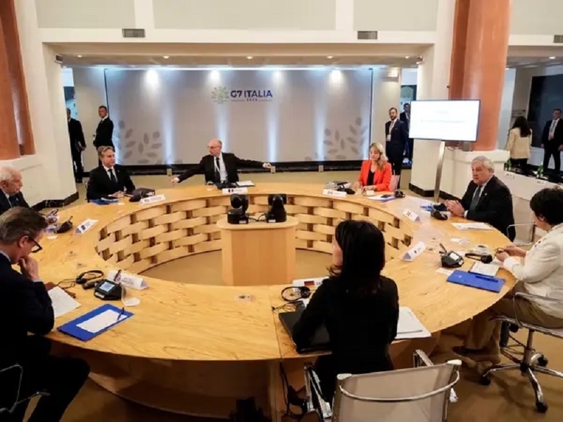 G7 warns Iran not to provide weapons to Russia