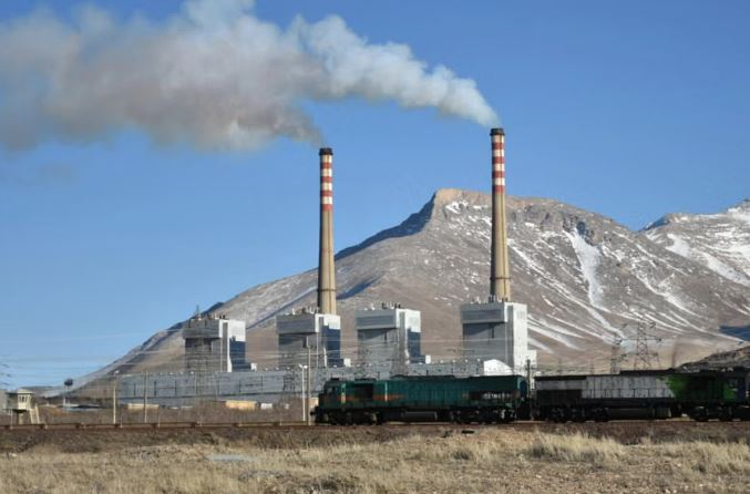 Iran May Burn Mazut at Power Plants This Winter if Energy Imports Fall Short
