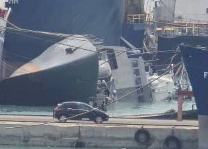 Iran's warship Sahand sank