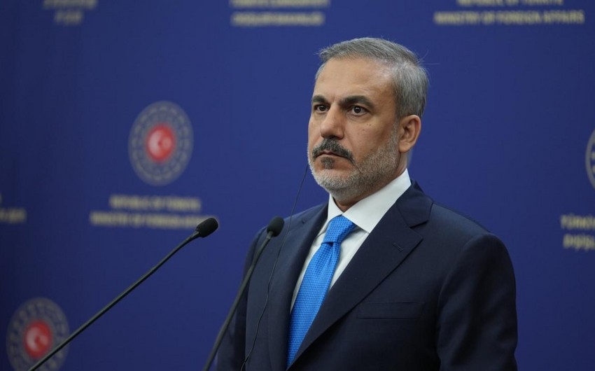 Türkiyə XİN rəhbəri: Suriya üçün önəmli olan enerji təchizatının bərpasıdır