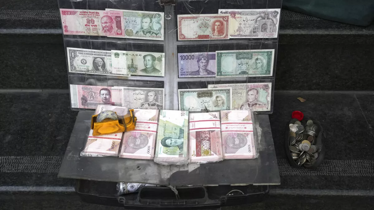 Iran's currency falls again
