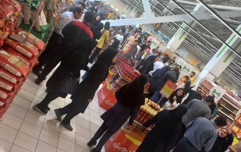۲۰۰ کارگر فروشگاه رفاه تبریز اخراج شدند
