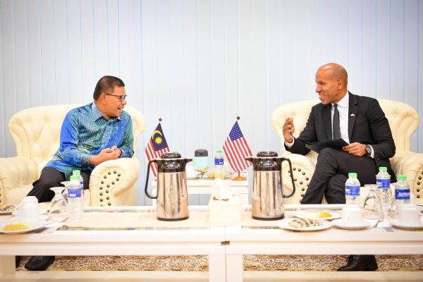 Malaysia will not recognize US sanctions against Iran