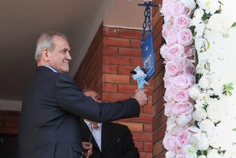 İranda yeni tədris ili başladı - Fars dilində mərasimlər keçirildi