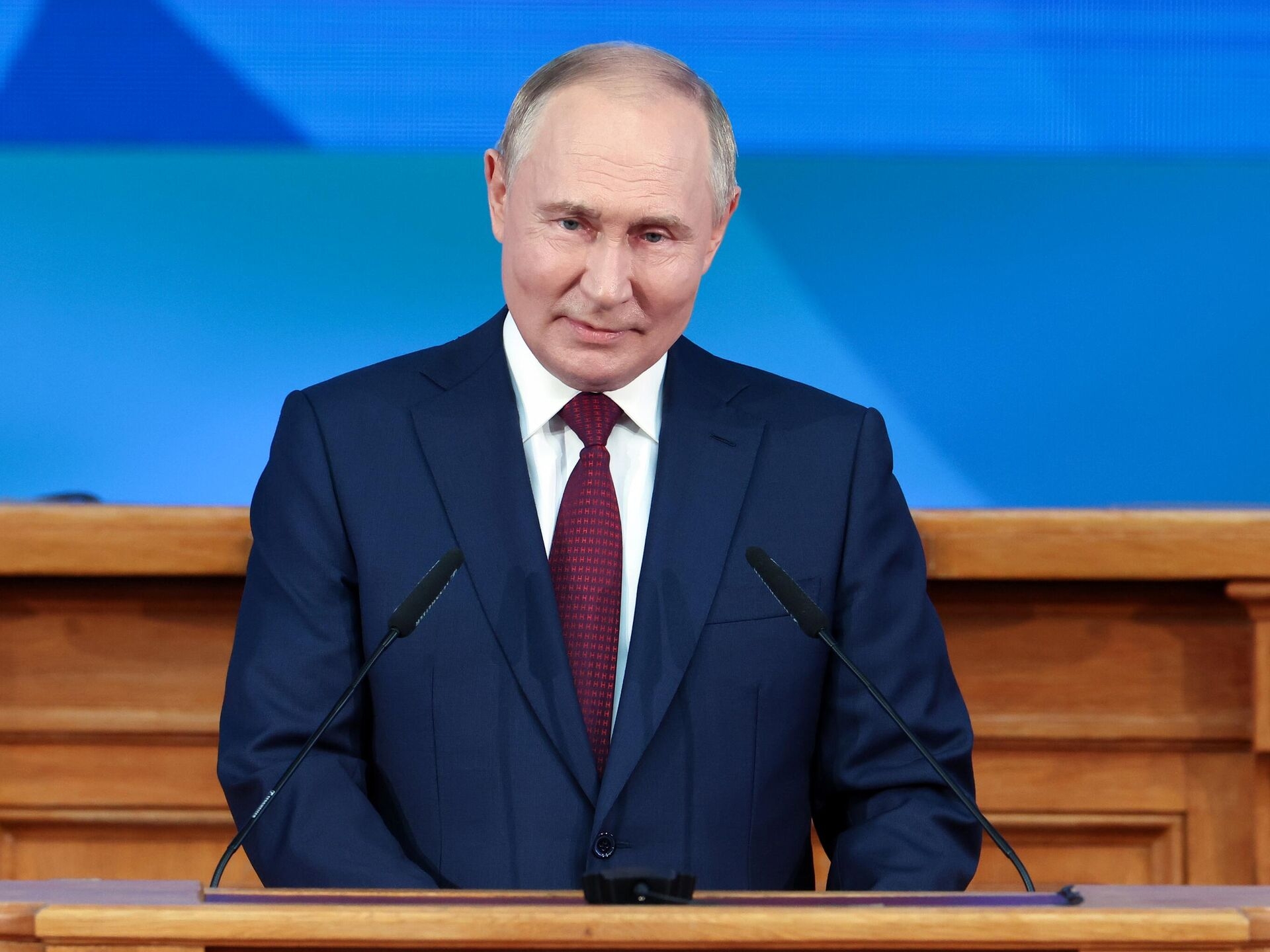 Putin: Azərbaycanın tranzit dəhlizlər baxımından əhəmiyyəti çox böyükdür
