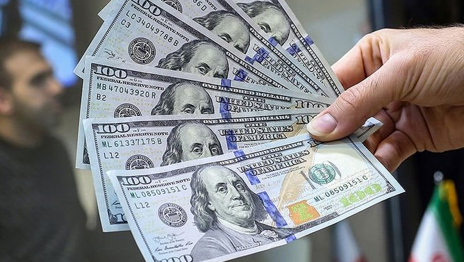 Dollar İranda 200 min tümən həddinə yaxınlaşdı