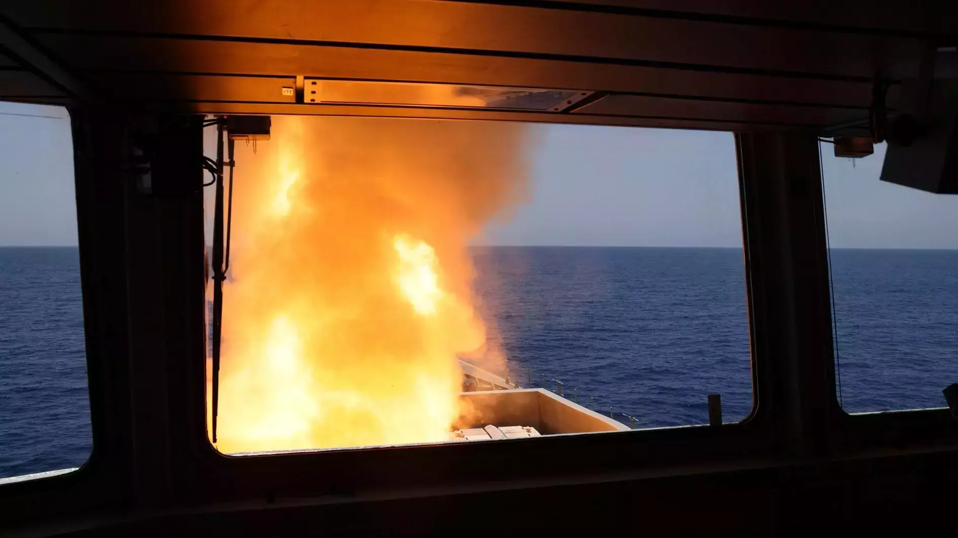 Ship attacked by missiles off Yemen coast