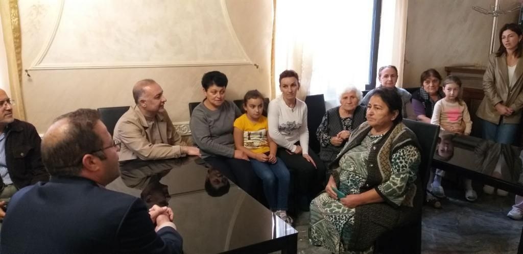 ارسال کمک 60 تنی؛ دیدار سفیر ایران در ارمنستان ارامنه خارج شده از قاراباغ