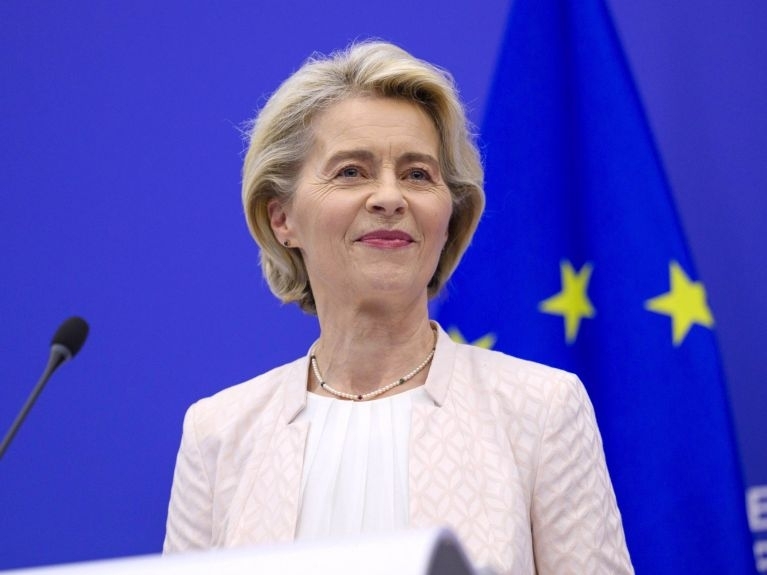 Ursula von der Leyen welcomed the adoption of the sanctions on Iran