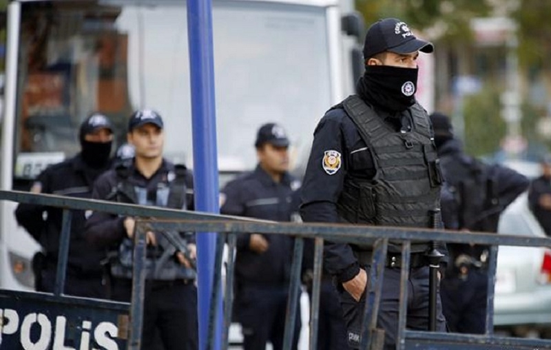 Türkiyə polisi narkotik alverinə görə iranlıları həbs etdi