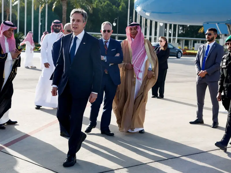 Blinken urges Iran to stop Houthis