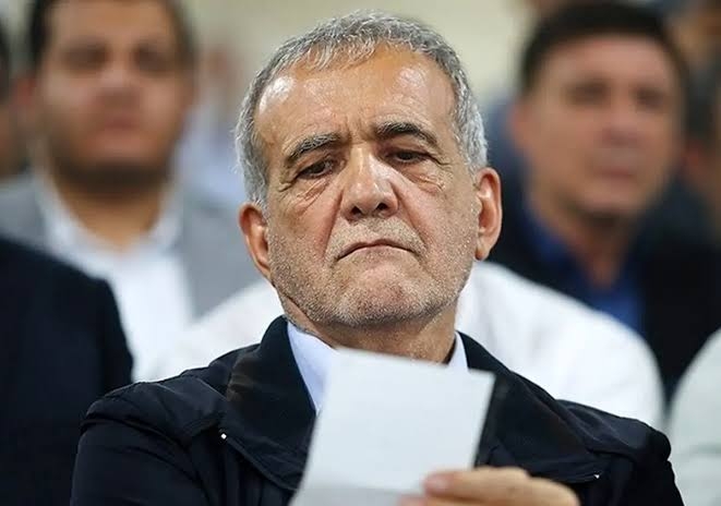 پزشکیان: فعلاً نمی‌توان رفع فیلترینگ را اعلام کرد