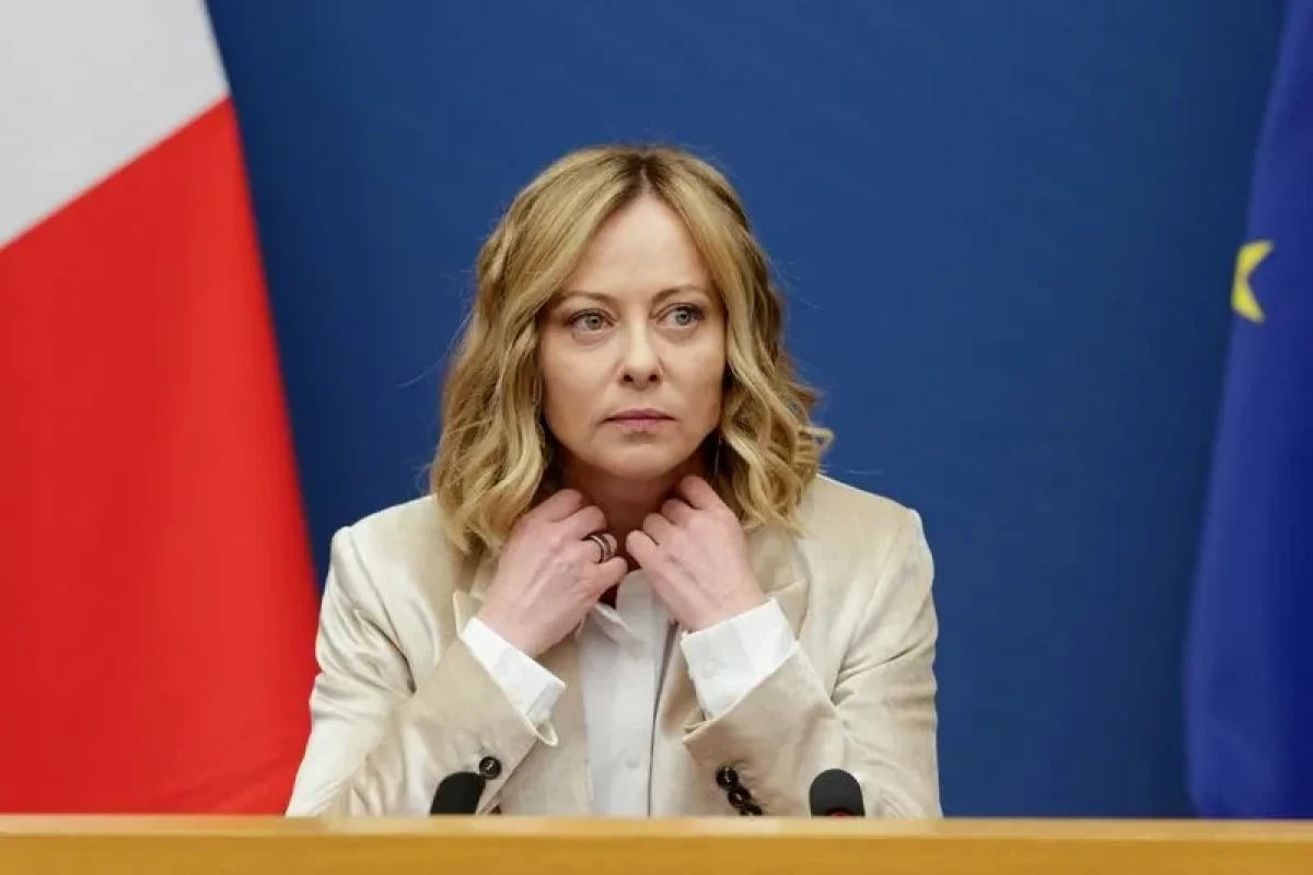 Meloni: İtaliya Ukrayna ilə bağlı Paris bəyannaməsindən məmnundur
