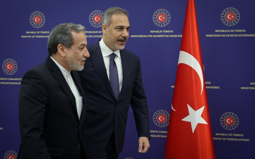 Fidan və Əraqçi İranın nüvə proqramını müzakirə ediblər