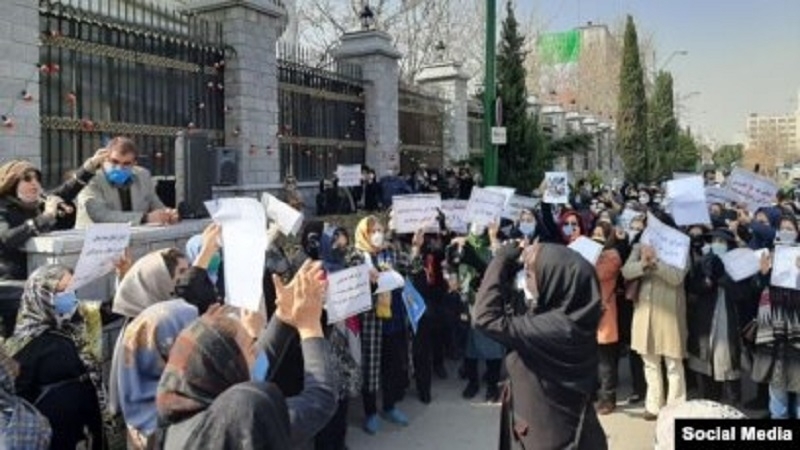 Teachers addressed a letter to Pezeshkian