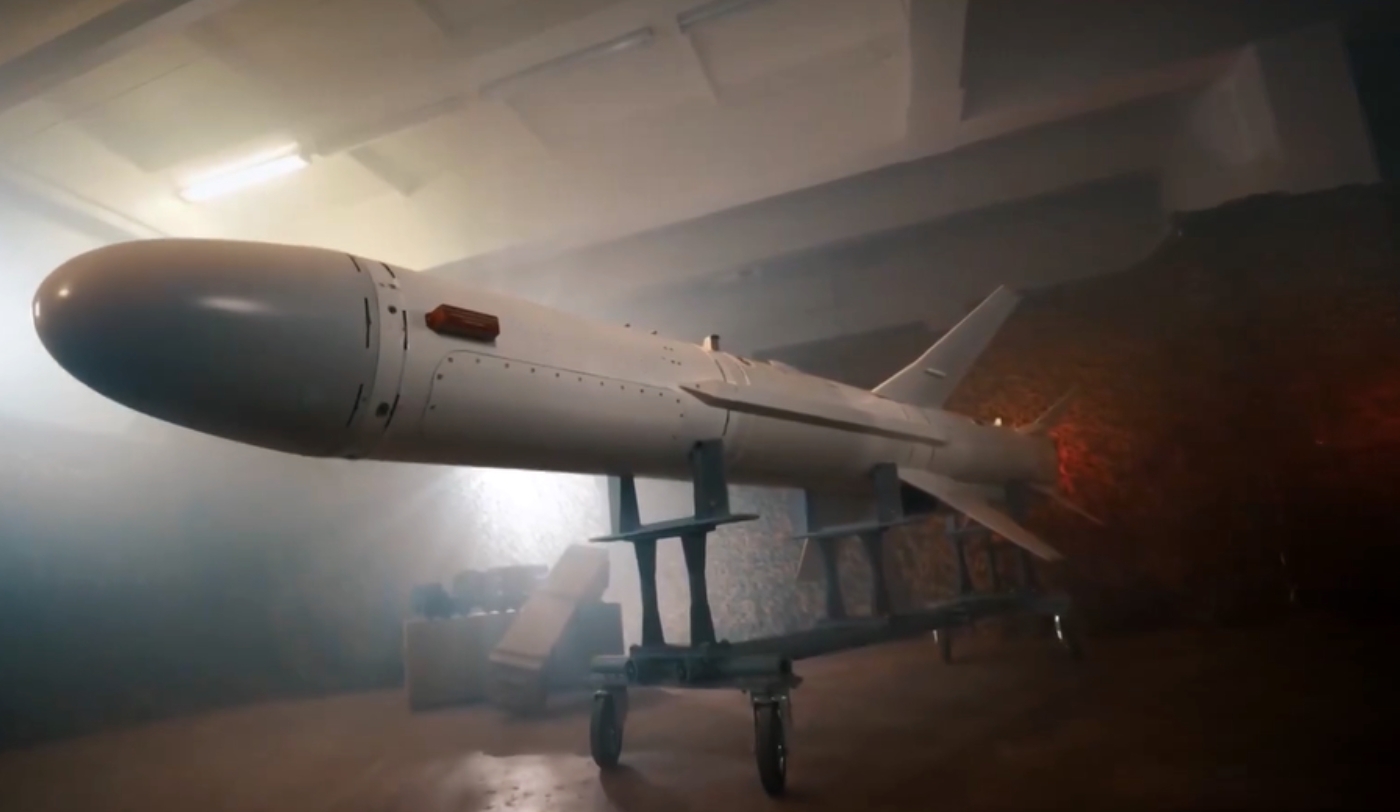 Ukraine's new long-rage missile: "Long Neptun"