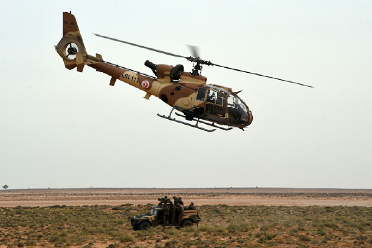 Tunisdə hərbi helikopter qəzaya uğrayıb, ölənlər var