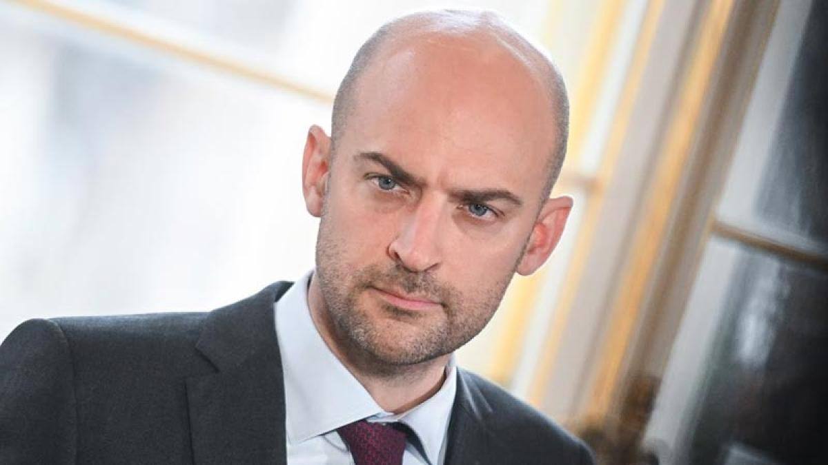 Fransanın xarici işlər naziri: İran sanksiyaların ləğvi üçün nüvə proqramından imtina etməlidir