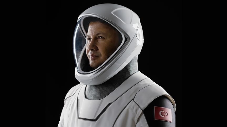 نخستین پیام اولین فضانورد ترکیه: به گفته آتاتورک؛ آینده در آسمان‌ها است