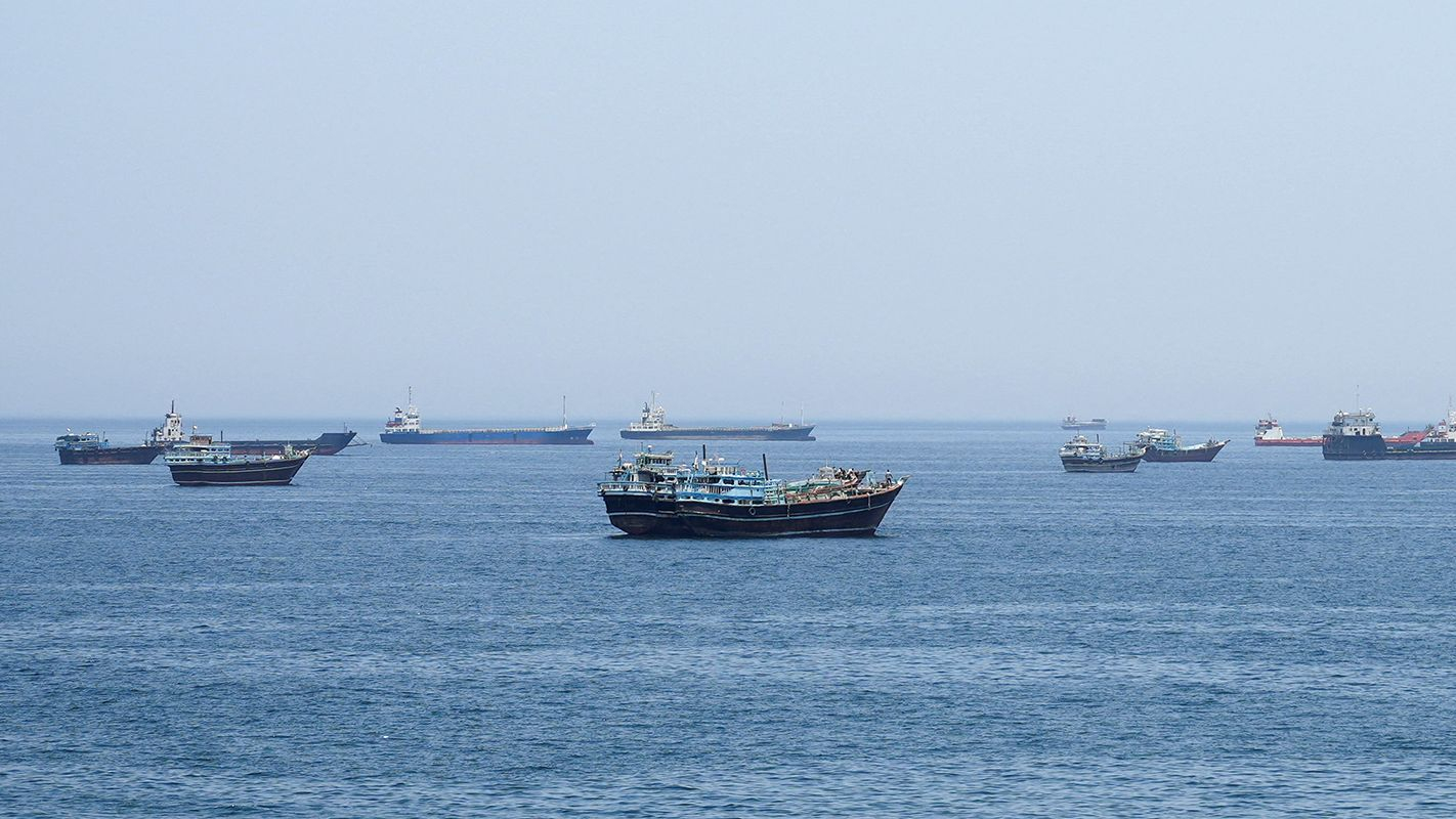 IRGC warns countries supporting US, says Strait of Hormuz to stay shut