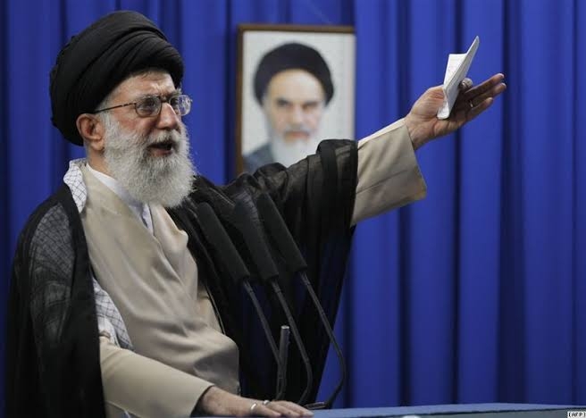 تهدید خامنه‌ای به «لگدمال کردن» معترضان