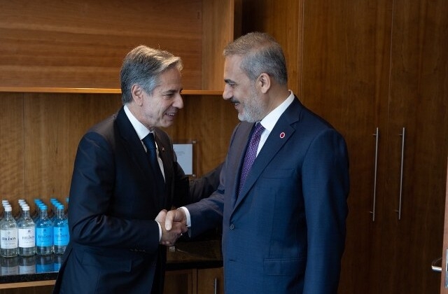 Hakan Fidan Blinkenlə Rusiyadan danışdı