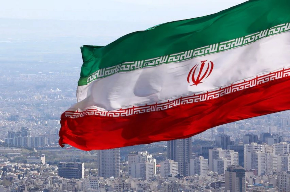 Britons warned not to visit Iran