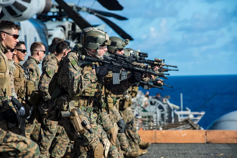 Amerika boğazın açılması üçün dəniz piyadalarından istifadə edə bilər