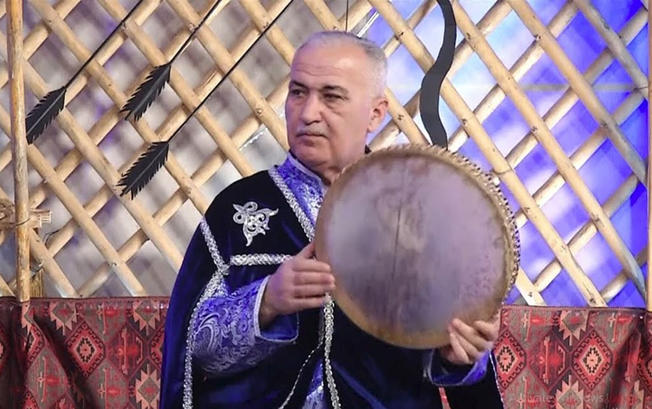Azərbaycanlı sənətçi Qəzənfər Abbasov İrandan qayıdarkən hava limanında saxlanılıb