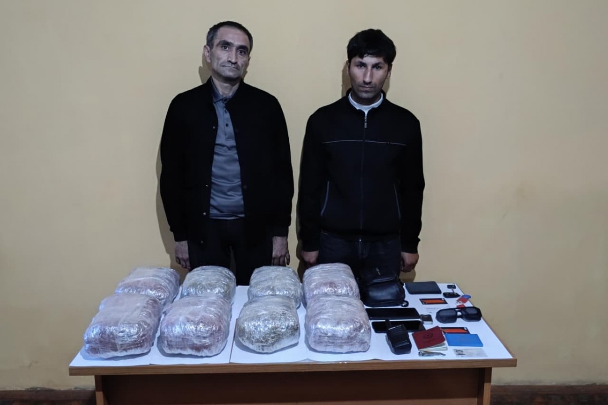 İranla sərhəddə 2 nəfər 8 kq narkotiklə saxlanılıb