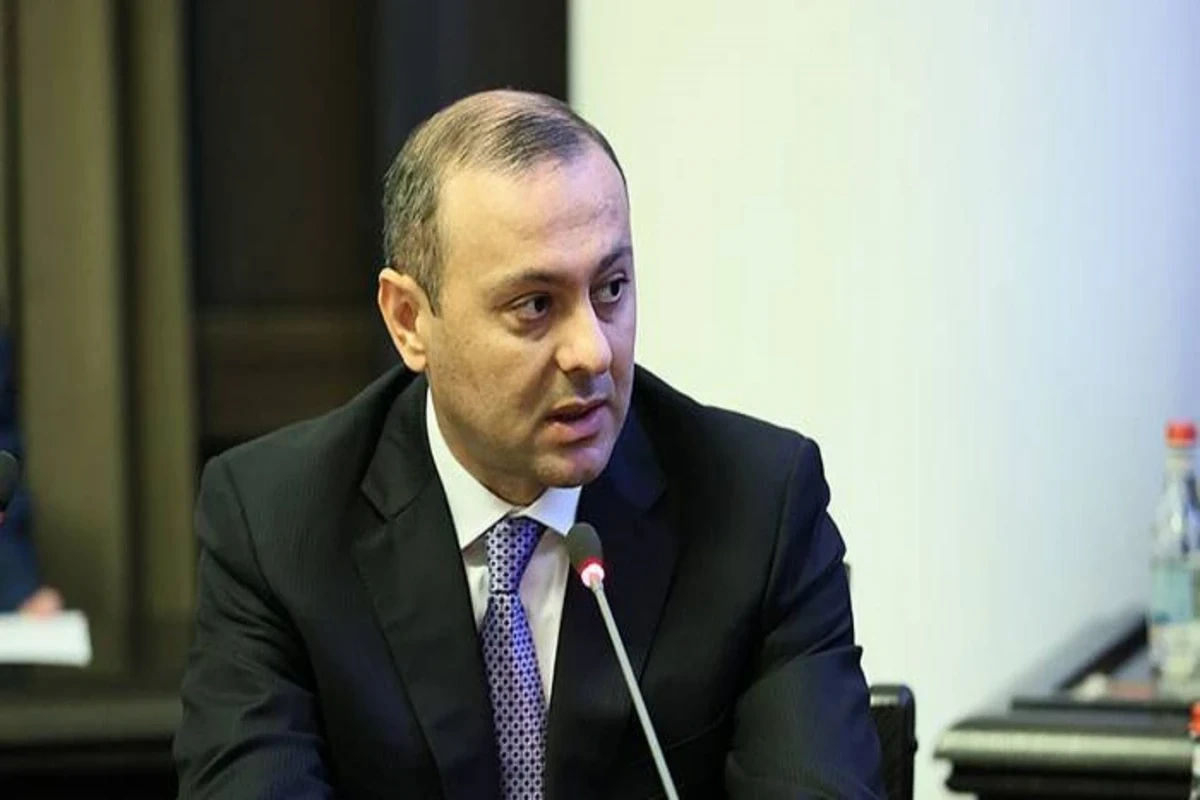 Armenia’s security chief discusses status of border talks with Azerbaijan