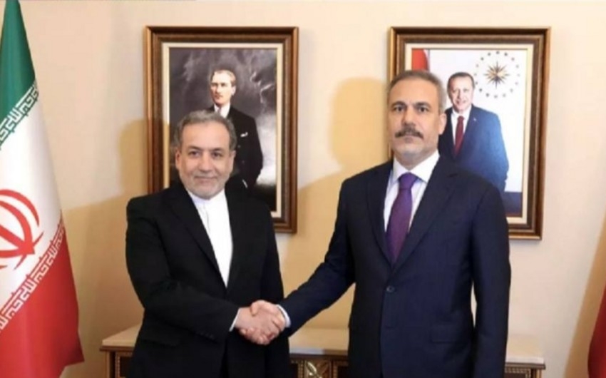Türkiyə və İran XİN başçıları Ciddədə göüşüb