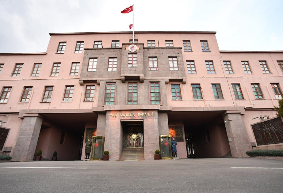 Türk hava məkanında zərərsizləşdirilən ballistik raketlə bağlı açıqlama yayıb
