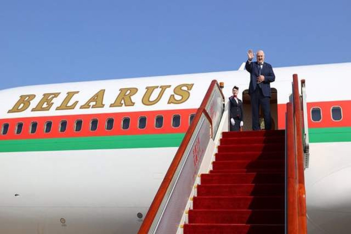 Lukaşenko Rusiyaya səfərə edib